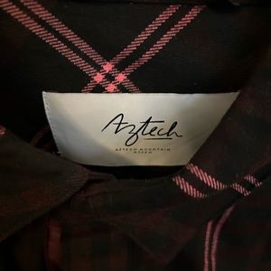 Aztech Loge Peak Ski shirt size L new with tags